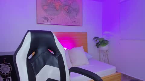 Snapshot of kitty_sweeety_ chatting on 02.12.26 K I T T Y online show from 02.12.26