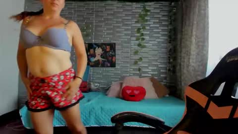 violet online show from 12.14.25