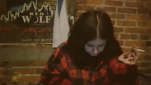 Snapshot of kitty_vonkush_ chatting on 01.05.25 GoddessKittyFinDom online show from 01.05.25