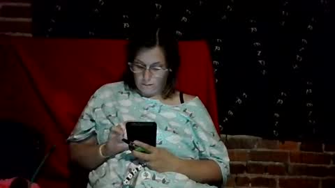 Snapshot of kitty_vonkush_ chatting on 05.31.26 GoddessKittyFinDom online show from 05.31.26