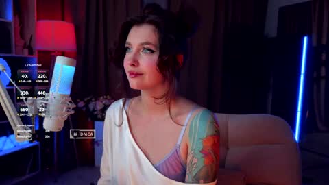 Snapshot of kittybay_ chatting on 04.08.26 KittyBay online show from 04.08.26