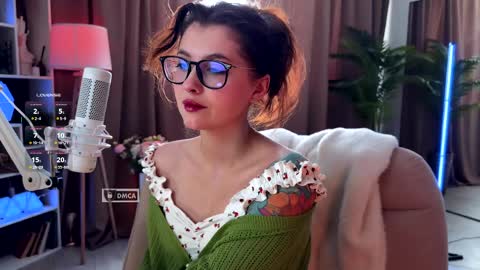 Snapshot of kittybay_ chatting on 04.09.26 KittyBay online show from 04.09.26