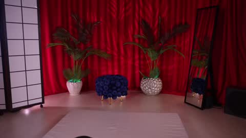 Snapshot of kittycaitlin chatting on 09.19.25 Katya online show from 09.19.25