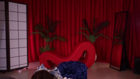 Snapshot of kittycaitlin chatting on 10.20.25 Katya online show from 10.20.25