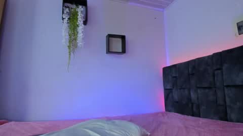 kitty  online show from 02.08.26