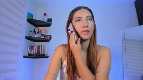 Snapshot of kittyrush_ chatting on 11.26.25 kitty online show from 11.26.25