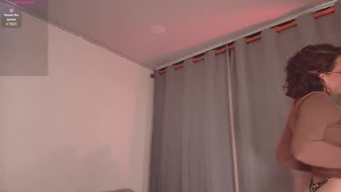 Sophie online show from 03.25.26