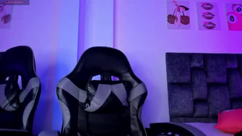 kitty online show from 04.18.26