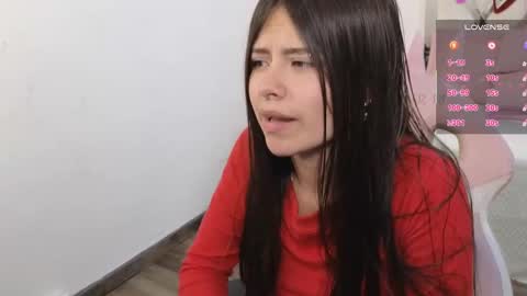 Snapshot of kittystar_tay chatting on 02.15.25 Kitty online show from 02.15.25