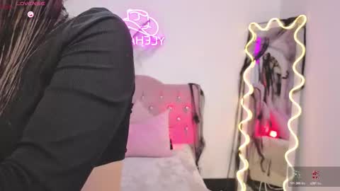 Snapshot of kittystar_tay chatting on 10.24.25 Kitty online show from 10.24.25