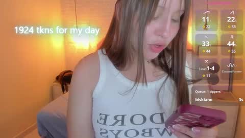  K I T T  Y  online show from 02.28.25