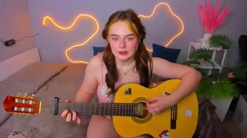 Snapshot of kittyy_rinna chatting on 10.18.25 Rina online show from 10.18.25