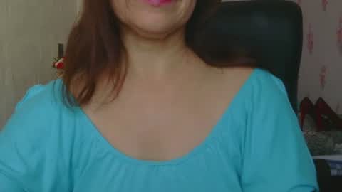 KittyyBeauty online show from 12.14.24