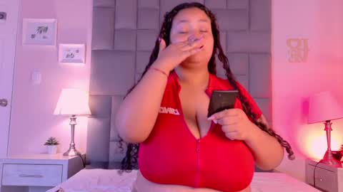 Kitty Hill online show from 09.14.25