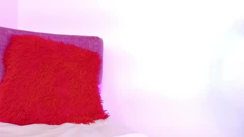 Kitty Hill online show from 01.18.26