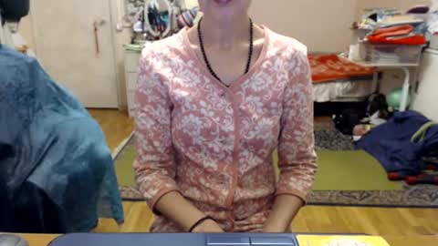 KiuminBerry online show from 09.27.25