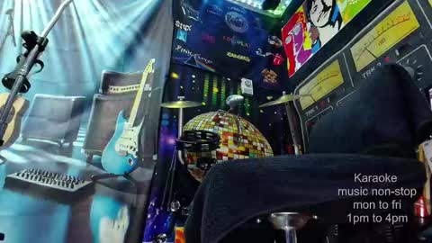 kiveuxmakeu online show from 12.05.25