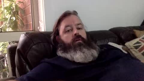 Snapshot of kiwiabroad2620 chatting on 02.13.25 Kiwiabroad online show from 02.13.25