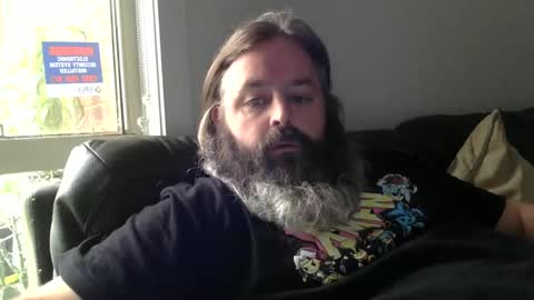 Snapshot of kiwiabroad2620 chatting on 02.15.25 Kiwiabroad online show from 02.15.25