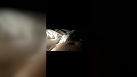 Snapshot of kiwicums chatting on 12.05.25 kiwicums online show from 12.05.25