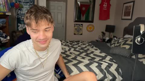 Kyle online show from 12.17.24