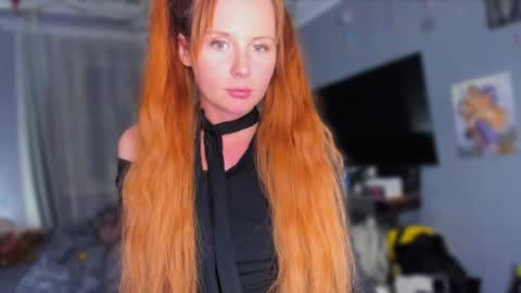 Snapshot of klementinagirl chatting on 05.18.26 Klementinafanslyklementina6661 online show from 05.18.26