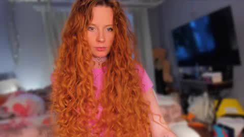 Snapshot of klementinagirl chatting on 05.25.26 Klementinafanslyklementina6661 online show from 05.25.26