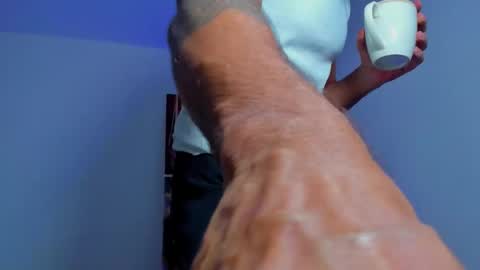 Snapshot of klinsmannwalton chatting on 11.27.25 klinsmannwalton online show from 11.27.25