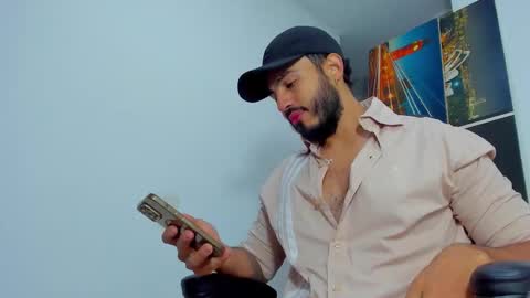 Snapshot of klinsmannwalton chatting on 01.06.26 klinsmannwalton online show from 01.06.26