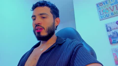 Snapshot of klinsmannwalton chatting on 01.10.26 klinsmannwalton online show from 01.10.26