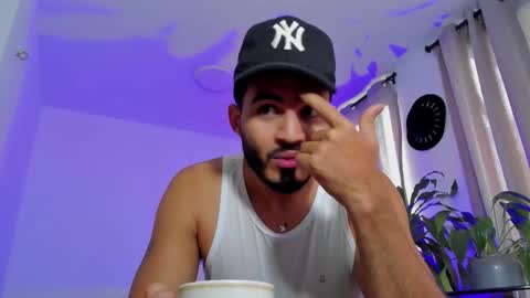 Snapshot of klinsmannwalton chatting on 03.02.26 klinsmannwalton online show from 03.02.26