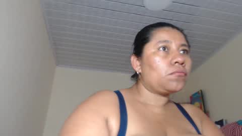 Snapshot of kloe_boobs chatting on 03.10.25 Kloe online show from 03.10.25