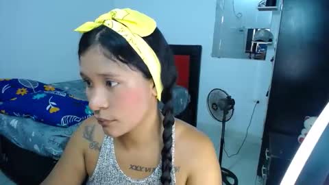 Snapshot of kloe_minajj chatting on 05.27.26 kloe minajj online show from 05.27.26
