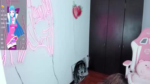 Snapshot of kloeking_ chatting on 09.13.25 kloe online show from 09.13.25