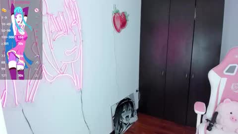 Snapshot of kloeking_ chatting on 09.15.25 kloe online show from 09.15.25