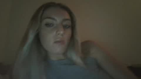 Snapshot of kmb25 chatting on 05.19.26 kmb25 online show from 05.19.26