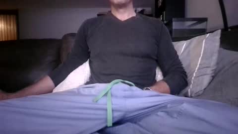 Snapshot of knight3975 chatting on 12.19.25 Knight3975 online show from 12.19.25