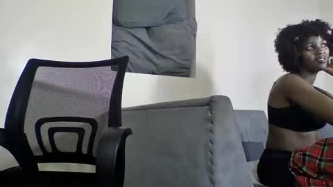 Snapshot of knight_nurse69 chatting on 09.25.25 knight_nurse69 online show from 09.25.25