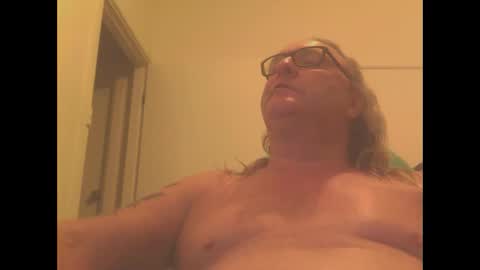 knobout online show from 01.01.25