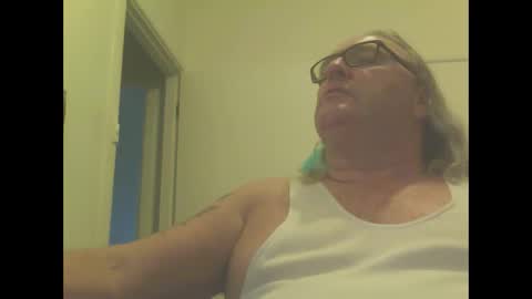 knobout online show from 02.10.25