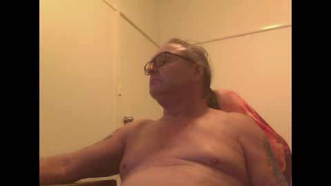 Snapshot of knobout chatting on 03.21.26 knobout online show from 03.21.26