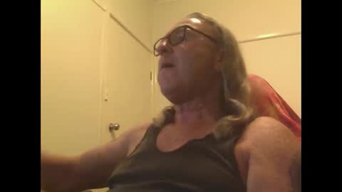 Snapshot of knobout chatting on 03.25.26 knobout online show from 03.25.26