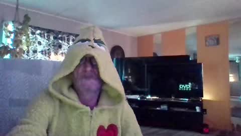 Snapshot of kodiakpm1 chatting on 11.15.25 kodiakpm1 online show from 11.15.25