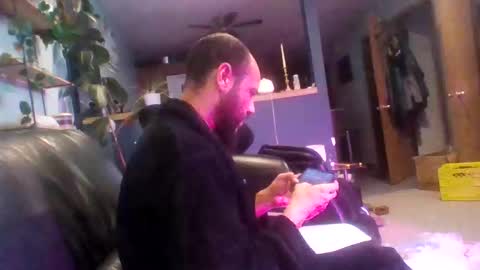 A Dick Ting online show from 12.17.24