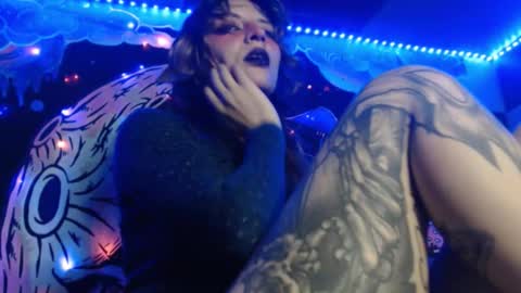 konekokawai online show from 11.27.25