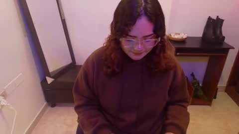 Snapshot of koning_moretti chatting on 02.11.26 camila online show from 02.11.26