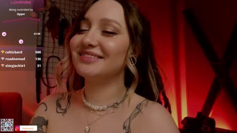 Snapshot of koracrosbie chatting on 12.31.24 Kora TG channel online show from 12.31.24