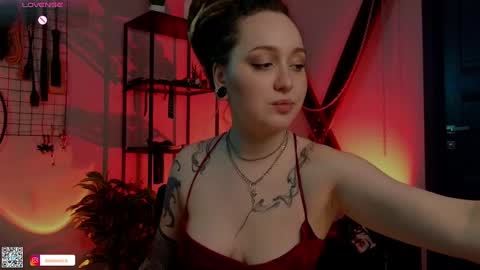 Snapshot of koracrosbie chatting on 01.28.25 Kora TG channel online show from 01.28.25