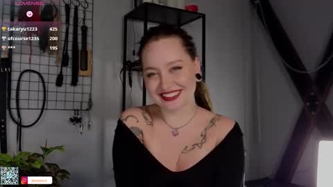 Snapshot of koracrosbie chatting on 02.25.25 Kora TG channel online show from 02.25.25