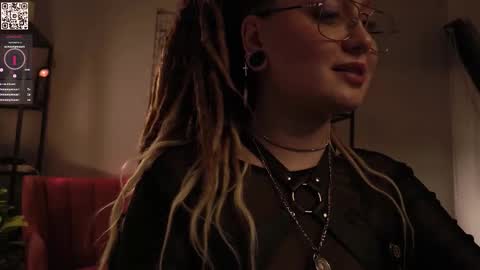 Snapshot of koracrosbie chatting on 10.11.25 Kora TG channel online show from 10.11.25